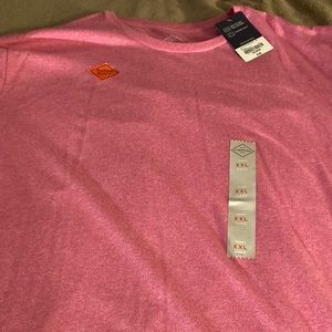 Men’s nwt pink tshirt